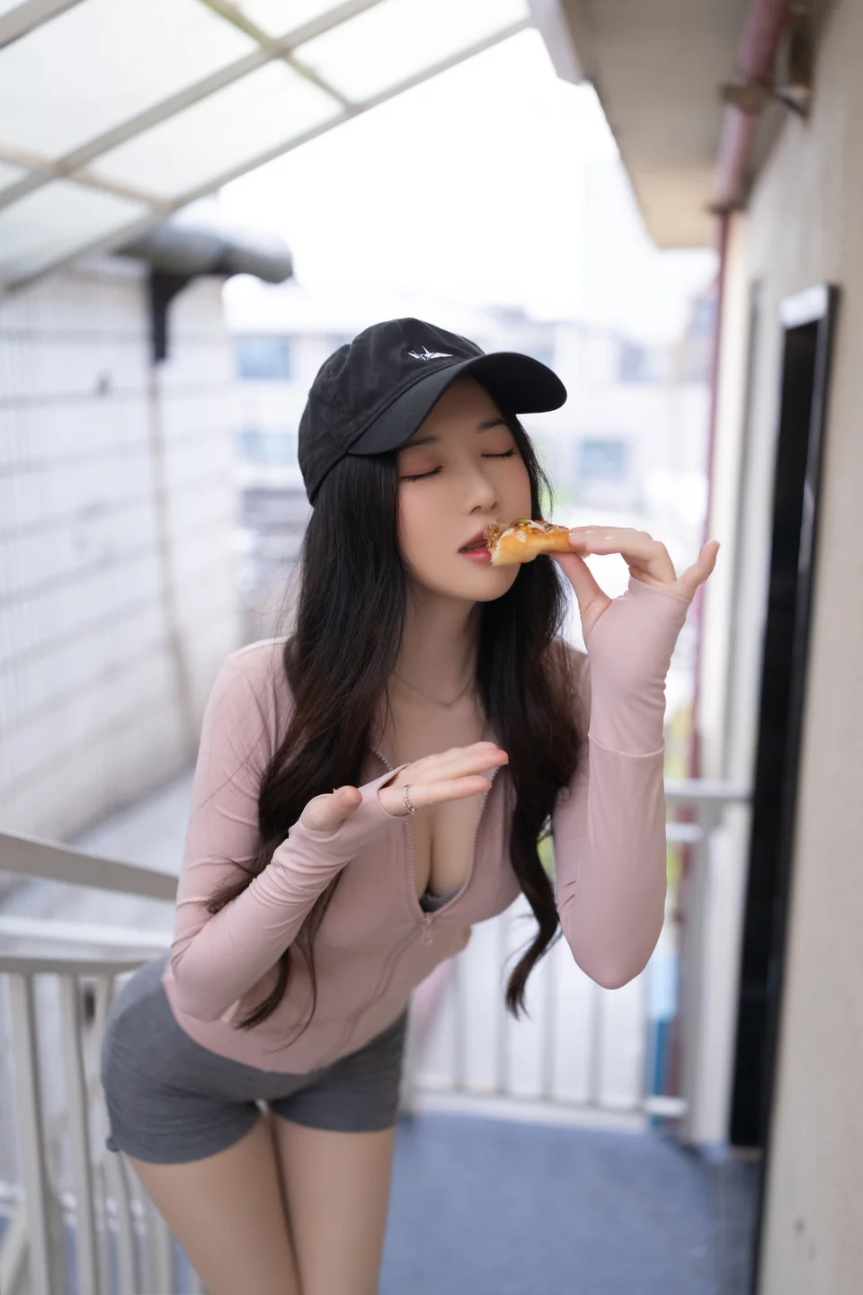 鱼子酱Fish - 披萨 [120P-1.25GB] tg@simisebaisi 【丝足阁】019.webp